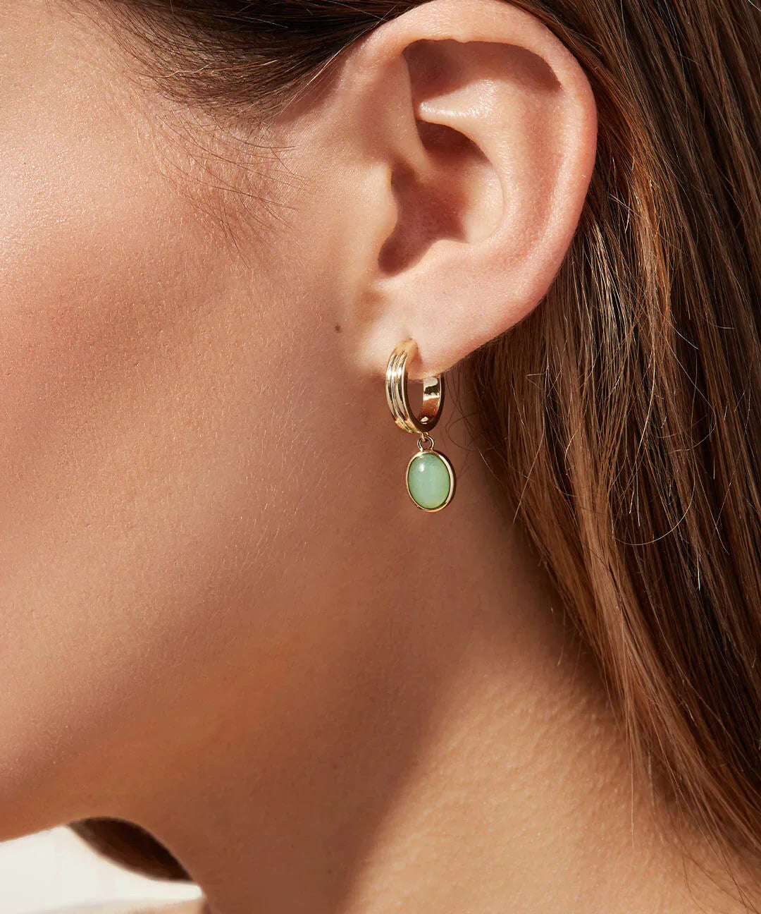 1-Ana-Luisa-Jewelry-Earrings-Gemstone-Hoop-Earrings-Dobby-Gold.webp